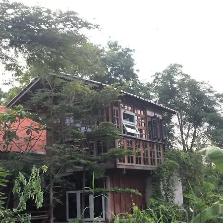 Baan Mali Lampang Homestay Exterior photo