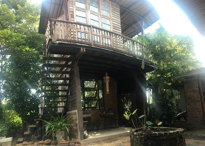Baan Mali Lampang Homestay